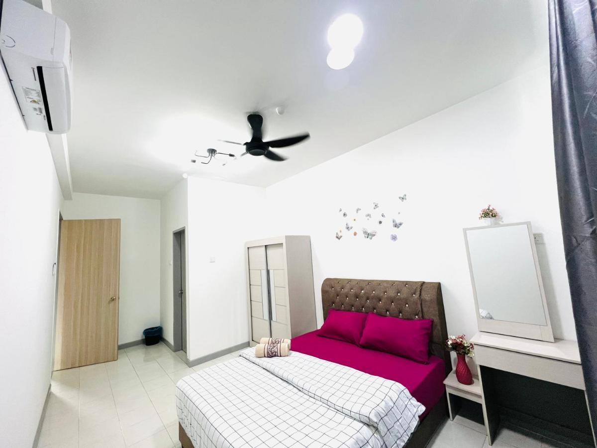 Ureshii Homestay Ladang Tanjung Kuala Terengganu With Pool Exterior foto